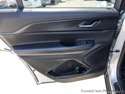 Used 2023 Jeep Grand Cherokee L Laredo AWD/4WD image 24