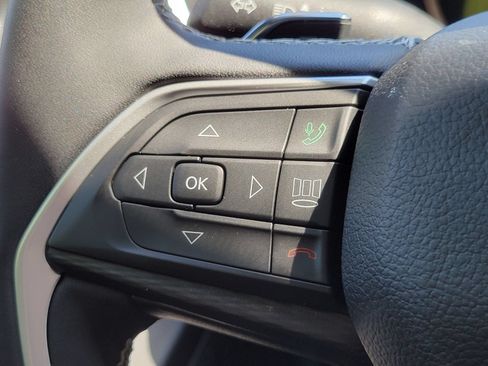 Used 2023 Jeep Grand Cherokee L Laredo AWD/4WD image 16
