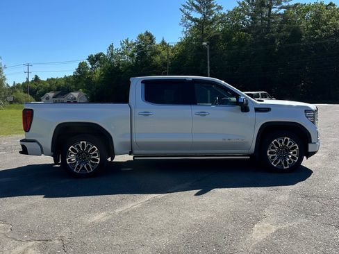 Used 2025 GMC Sierra 1500 Denali Ultimate AWD/4WD image 2