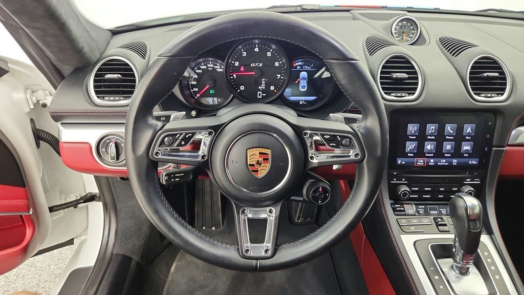 Used 2018 Porsche 718 Cayman GTS RWD image 35