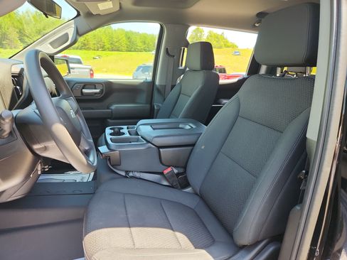 Used 2021 Chevrolet Silverado 1500 Custom Trail Boss AWD/4WD image 22