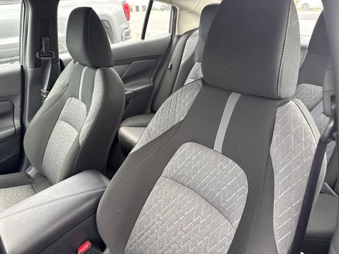 Certified 2026 Nissan Sentra SV w/ SV Convenience Package FWD image 12