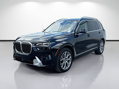 Used 2026 BMW X7 xDrive40i AWD/4WD image 7