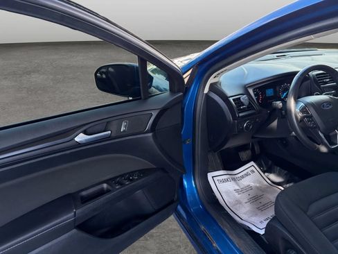 Used 2018 Ford Fusion S w/ Equipment Group 101A FWD image 11