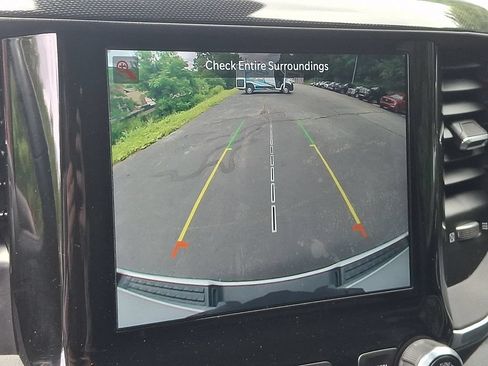 Used 2022 RAM 1500 Laramie AWD/4WD image 18