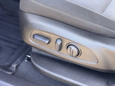 Certified 2024 Chevrolet Blazer LT w/ Convenience Package image 7