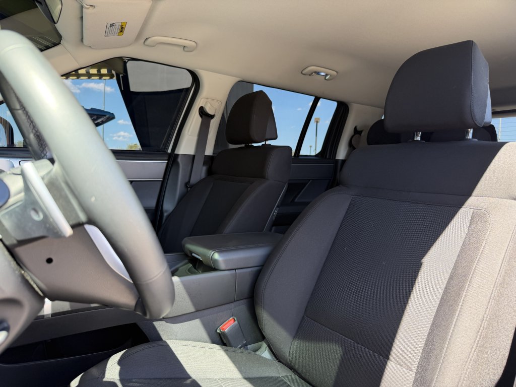 Used 2024 Hyundai Santa Fe SE FWD image 31