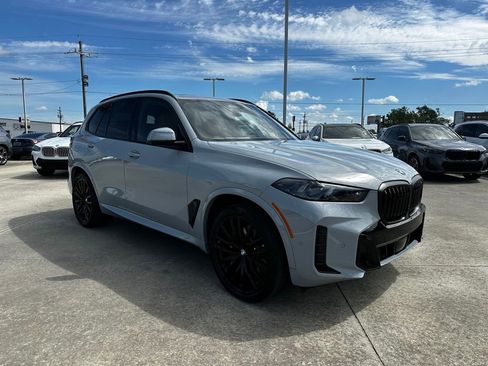 New 2026 BMW X5 sDrive40i w/ M Sport Package RWD image 4