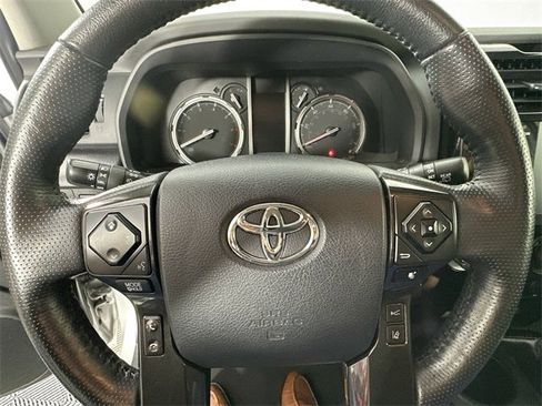 Used 2024 Toyota 4Runner TRD Off-Road Premium image 20