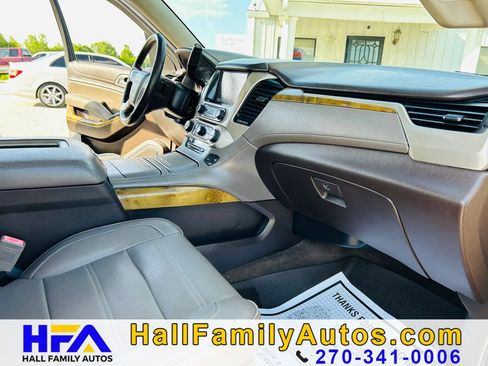 Used 2017 GMC Yukon Denali w/ Open Road Package RWD image 29