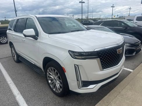Used 2021 Cadillac Escalade Premium Luxury w/ Performance Package AWD/4WD image 2