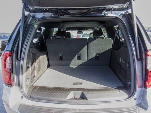 New 2026 GMC Yukon XL Elevation image 11