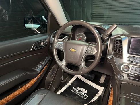 Used 2016 Chevrolet Suburban LTZ AWD/4WD image 25