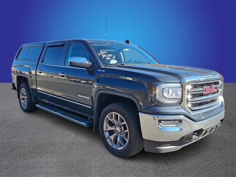 Used 2018 GMC Sierra 1500 SLT image 3