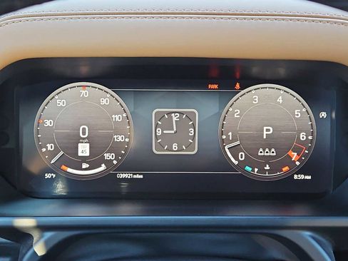 Used 2023 Land Rover Defender 90 X-Dynamic SE image 34