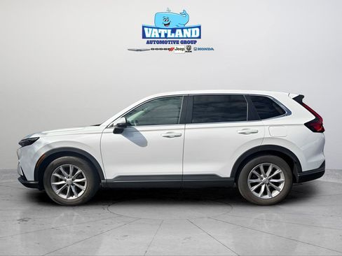 Used 2024 Honda CR-V EX image 2