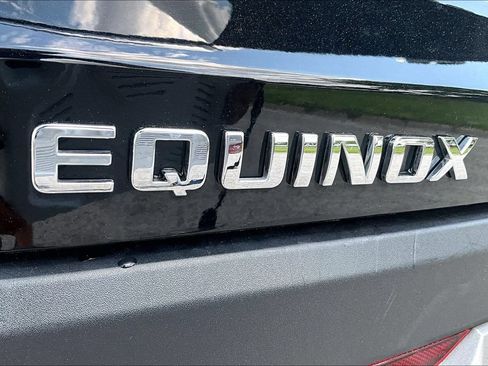 Used 2026 Chevrolet Equinox LT FWD image 8