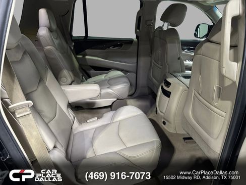 Used 2019 Cadillac Escalade Luxury RWD image 28