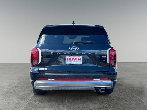 Certified 2025 Hyundai Palisade Calligraphy AWD/4WD image 4