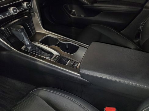 Used 2019 Honda Accord Sport image 26