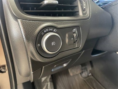 Used 2020 Buick Envision Preferred image 12