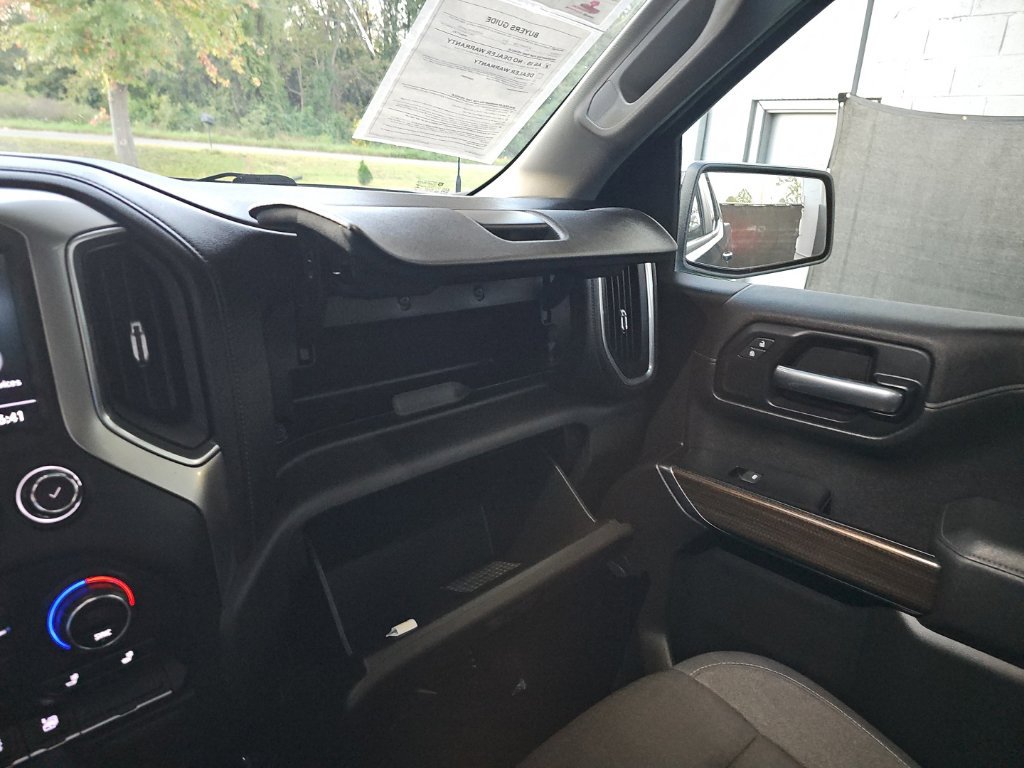 Used 2019 Chevrolet Silverado 1500 LT w/ All-Star Edition AWD/4WD image 25