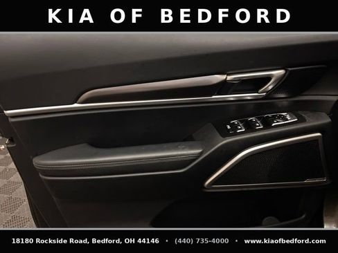 Used 2024 Kia Telluride S FWD image 13