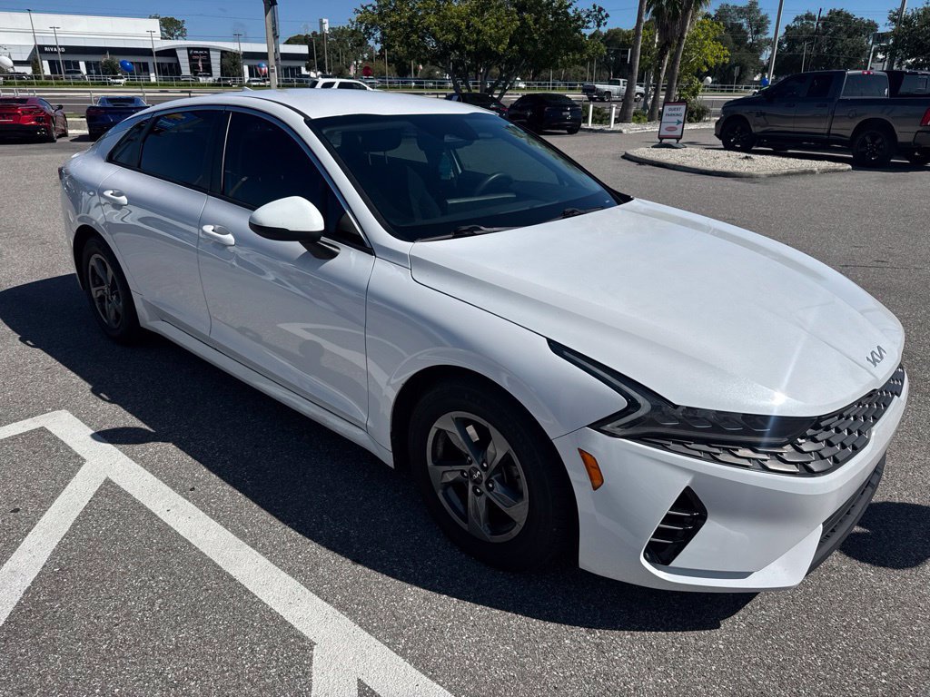 Used 2022 Kia K5 LX FWD image 3