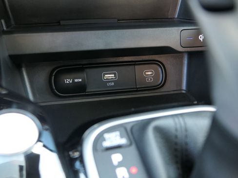 Used 2023 Kia Soul S image 19