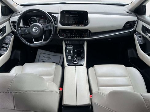 Used 2021 Nissan Rogue SL w/ Premium Package image 16