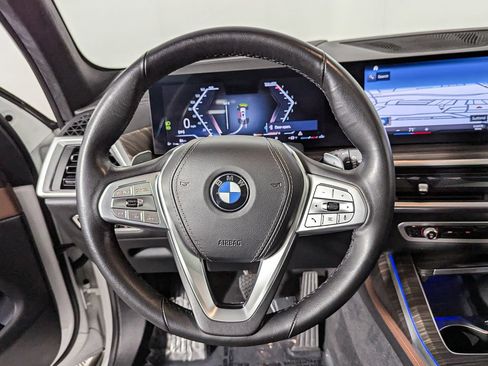 Certified 2023 BMW X7 xDrive40i w/ Premium Package AWD/4WD image 34