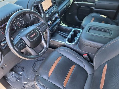 Used 2019 GMC Sierra 1500 AT4 w/ Off Road Performance Package image 15