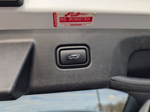 Used 2022 Hyundai Tucson Limited image 27