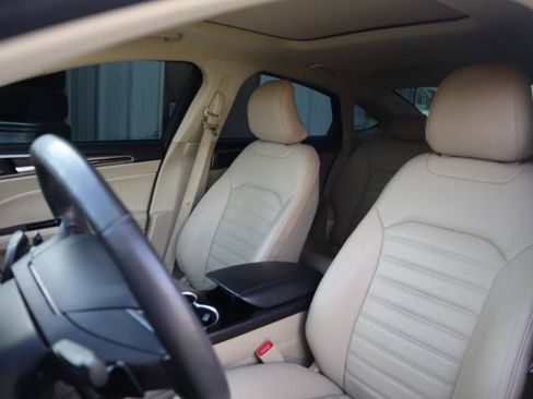 Used 2016 Ford Fusion SE w/ Equipment Group 202A image 51