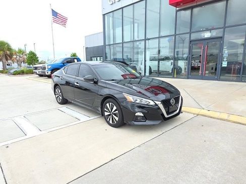Used 2020 Nissan Altima 2.5 SL AWD/4WD image 2