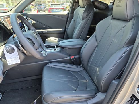 New 2026 Lexus TX 500h AWD image 11