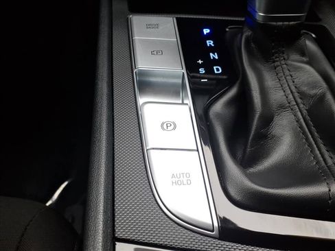 Used 2021 Hyundai Elantra SEL w/ Convenience Package image 28