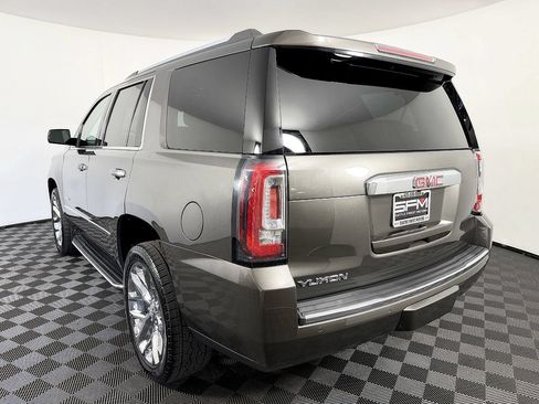 Used 2019 GMC Yukon Denali AWD/4WD image 16