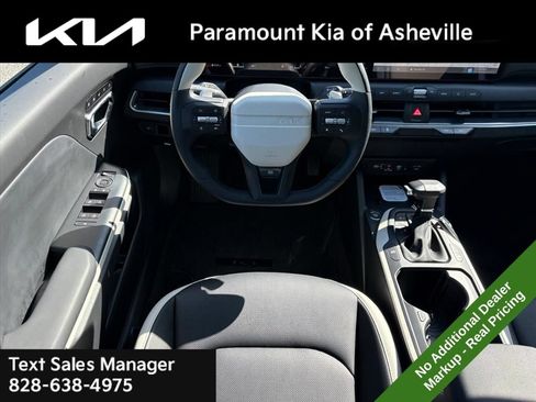 New 2026 Kia K4 GT-Line w/ GT-Line Premium Package FWD image 25