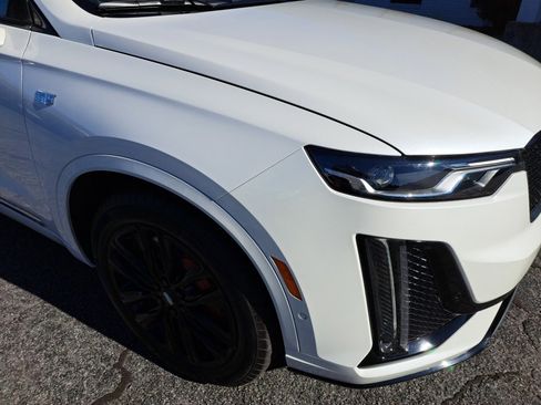 Certified 2023 Cadillac XT6 Sport w/ Technology Package image 16