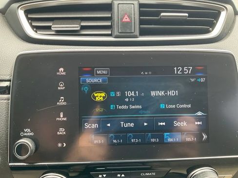 Used 2018 Honda CR-V Touring image 4
