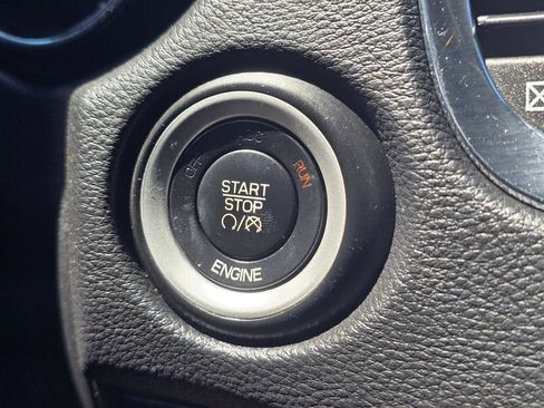 Used 2015 Dodge Durango Limited w/ Nav & Power Liftgate Group RWD image 23