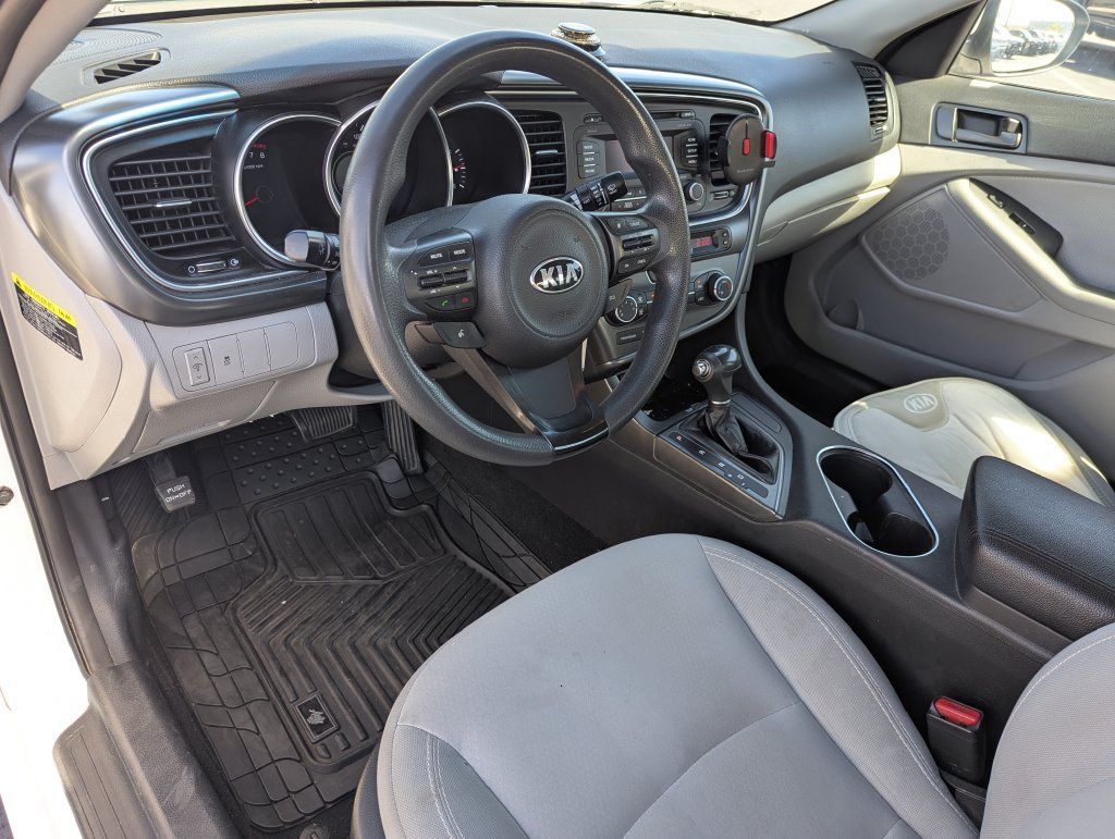 Used 2015 Kia Optima LX FWD image 21