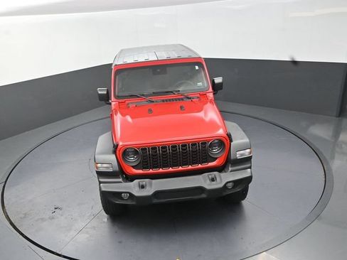 Used 2024 Jeep Wrangler Unlimited Sport AWD/4WD image 13