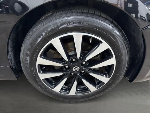Used 2018 Nissan Altima 2.5 SL FWD image 37