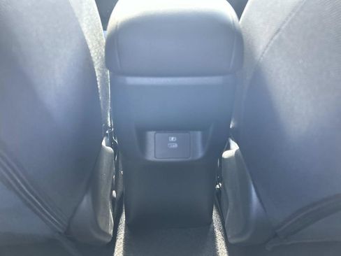 Used 2025 Nissan Versa SV w/ Trunk Package image 15