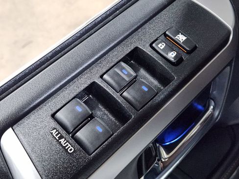 Used 2023 Toyota 4Runner Limited image 43