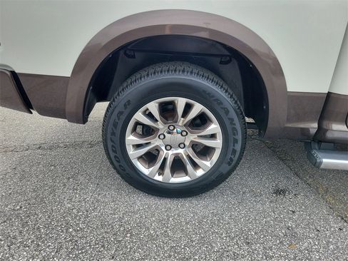 Used 2018 RAM 1500 Laramie Longhorn w/ Longhorn Southfork Package image 15