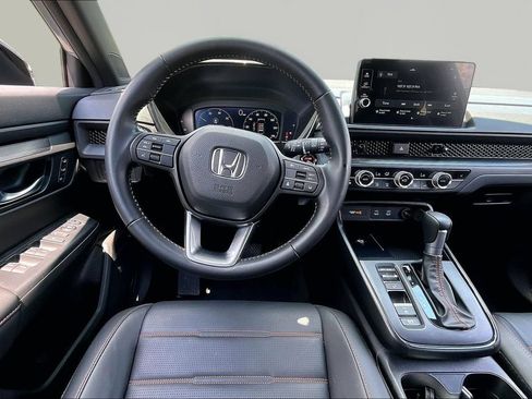 Used 2026 Honda CR-V Sport-L image 9