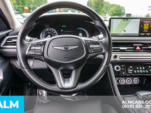 Used 2025 Genesis G70 2.5T AWD/4WD image 28